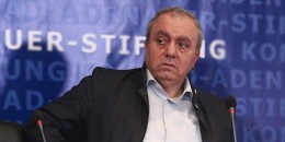 Բանկերի փողը պակասել է, որոշել են մեր հաշվին դրանք չաղացնել. Հրանտ Բագրատյան