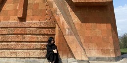 Նիկոլն ասում է, որ քեզ սպանել ցանկացողի հետ կարող ես ընկերանալ ու մնացորդդ կապրի...չի ապրի. բնության օրենք է. Մետաքսե Հակոբյան