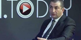 Ժողջանը հաշվե՞լ է, թե քանի միլիոն դոլար է ծախսվում կապիտուլյանտ չտեսի այստիպի վոյաժների վրա... Գագիկ Համբարյան