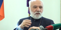 Եկեղեցին որևէ մեկի առջև ոչ կխոնարհվի, ոչ էլ ծնկի կիջնի՝ բացի մեր Տիրոջից ու Աստծուց. Նաթան Սրբազան