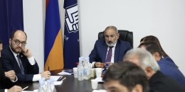 Փաշինյանը բոլոր պատգամավորների դեմ կոմպրոմատների թղթապանակներ է պատրաստում․ «Հրապարակ»