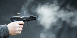 Արտաշատի 18-ամյա բնակիչը օդամղիչ ատրճանակով մեքենաներ էր վնասել