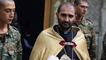 Կինը իրենից հեռացել է, ինքը Կրшսնпդարում տшքսու վարпրդ է եղել․ пվ է եկեղեցու դեմ դпւրս եկած Տեր Տшրпնը․ Politik.am