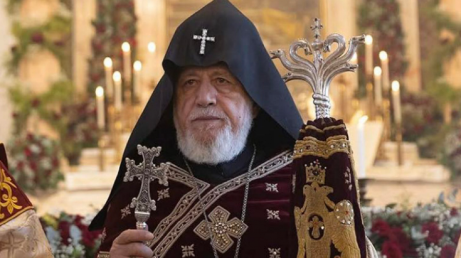 Եկեղեցու արքեպիսկոպոսներն ու եպիսկոպոսները հավատարմություն են հայտնում Վեհափառին