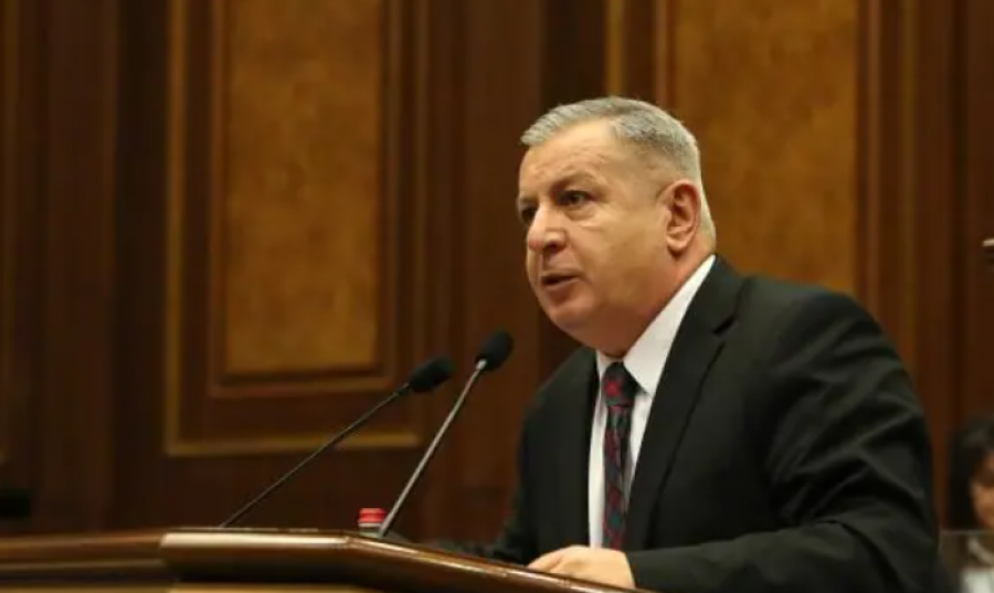 Ի՞նչ ցուցմունք է տվել քաղաքացին, որ հորդորել է պատգամավորի որդուն մեքենան հեռացնել կայանված տեղից. «Ժողովուրդ»