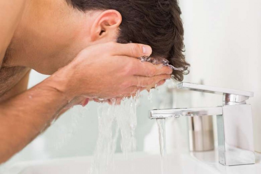 Կոսմետոլոգը պատմել է, թե ում է վնասակար սառը ջրով լվացվելը