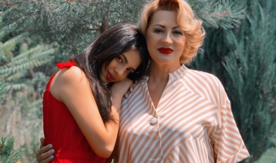 «Դու ծնվել ես շատերիս կյանքը գեղեցկացնելու համար»․ Սոֆի Դեւոյան կրտսերի շնորհավորանքը տատիկին