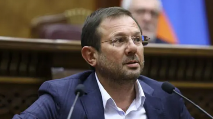 Փորձերը, թե &laquo;խեղճ հարիֆն&raquo; ինչ աներ, խաբել են, որևէ քննադատության չի դիմանում․ Գեղամ Մանուկյան