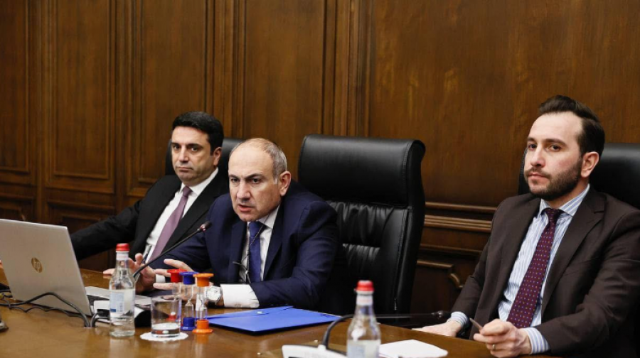 Նիկոլի հերթական պահանջը ցայտնոտի մեջ է գցել կուսակիցներին․ «Իրավունք»