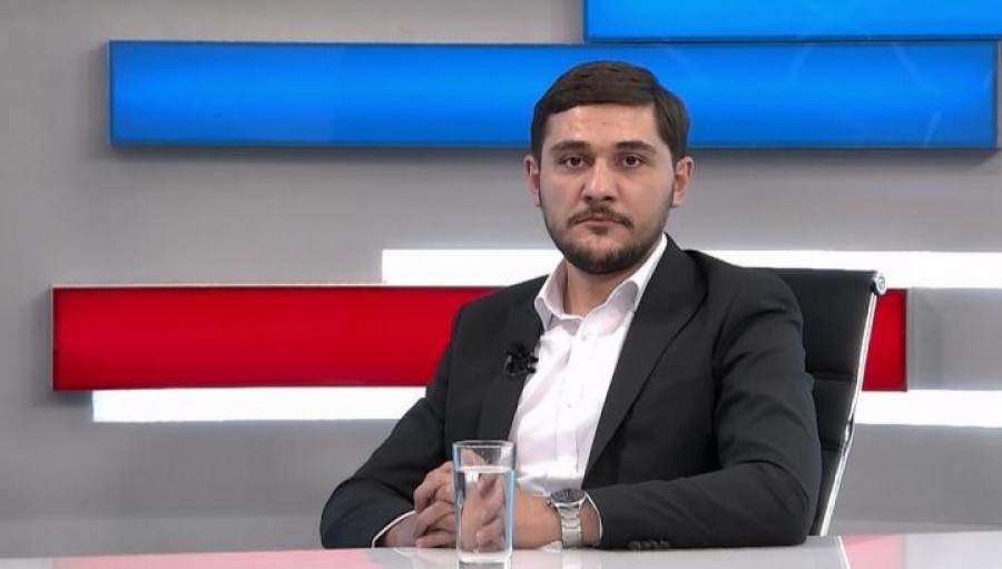 Փաստաբան Վարազդատ Հարությունյանին ոստիկանները բռնել են
