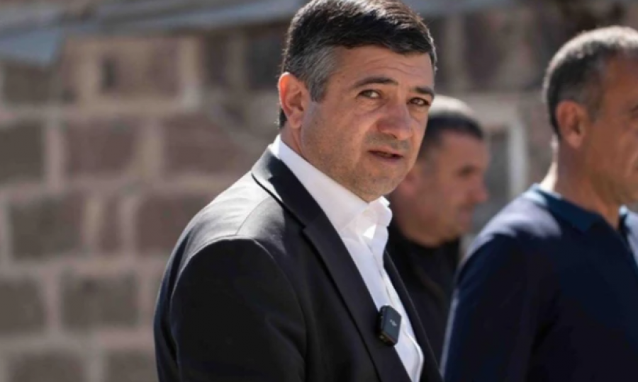 Սարիկ Մինասյանը հայտարարում է՝ տեր է յուրաքանչյուրի քվեին, բայց նիստին չի մասնակցում