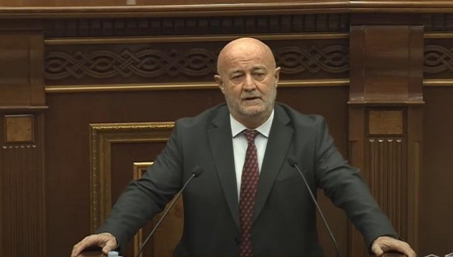 Վարդապետյանը, հավանաբար, հունվարին ԱԺ կգա` Աղազարյանի հետևից․ «Հրապարակ»