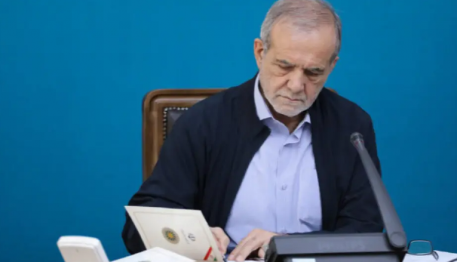 Մասուդ Փեզեշքիանը Հայաստան այցից առաջ խորհրդակցություն է անցկացրել բանակցվելիք օրակարգի շուրջ