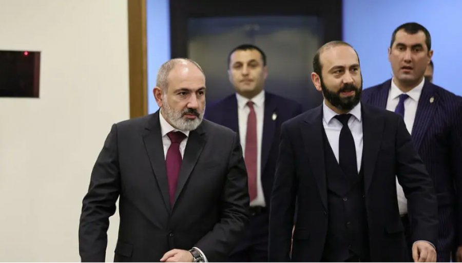 Դեսպաններին հավաքում են Սյունիքում. «Հրապարակ»