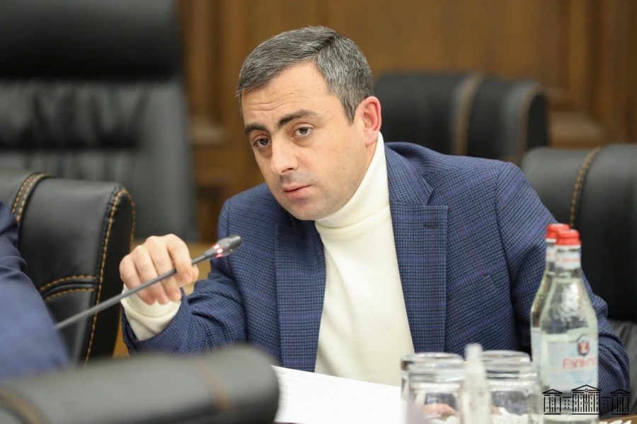 Ջրբաժանի մի կողմում հայ ժողովուրդն է՝ իր հիշողությամբ և արժանապատվությամբ, մյուս կողմում՝ մեր ժողովրդի թշնամիները. Իշխան Սաղաթելյան