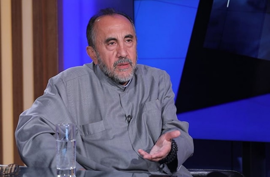 Շատ բան կարող ես անել, բայց անելուց հետո պետք է տակից դուրս գաս․ այս իշխանությունից ամեն ինչ սպասելի է, եթե Վեհափառի վրա են գնում, ես ի՞նչ ասեմ․ Միքայել Սրբազան