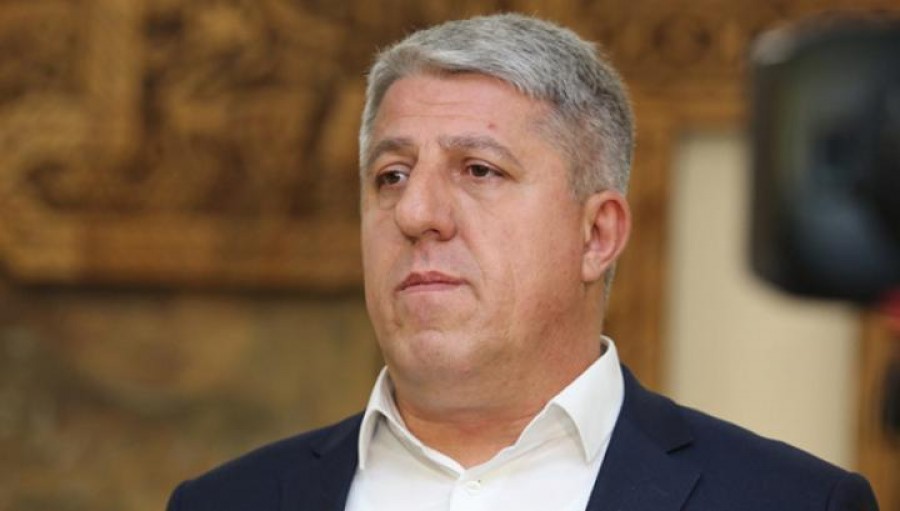 Մեր մահը տենչող թշնամիների հարևանությամբ մենք երազում ենք ինչ-որ պայմանական փայլփլուն Դուբայի մասին․ իրանագետ