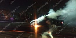 Արտակարգ դեպք Երևանում․ զինկոմիսարիատի մոտ հրդեհ է բռնկվել Mercedes-ում