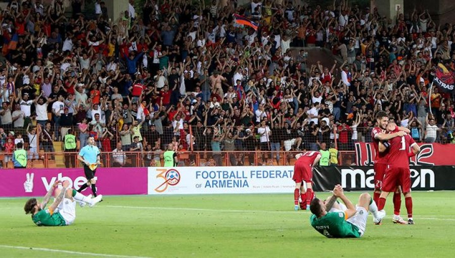 Մեծ թվով ֆուտբոլասերներ պարզապես զրկվել են մարզադաշտում Հայաստանի հավաքականի խաղը դիտելու հնարավորությունից․ «Ժողովուրդ»